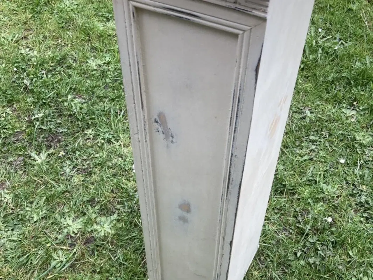 Billede 4 - Charmerende lille udstillingsskab