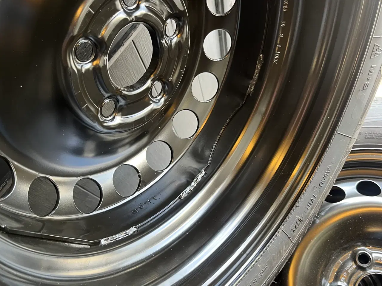 Billede 3 - Vinterhjul 185-65-15 Goodyear