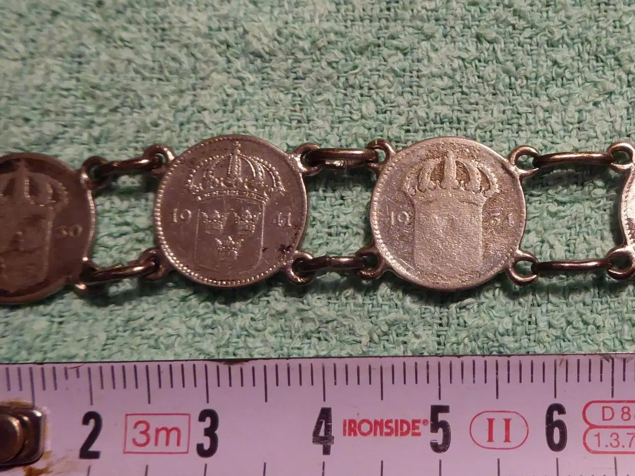 Billede 6 - Sølv armbånd med gamle svenske 10 øres sølv mønter