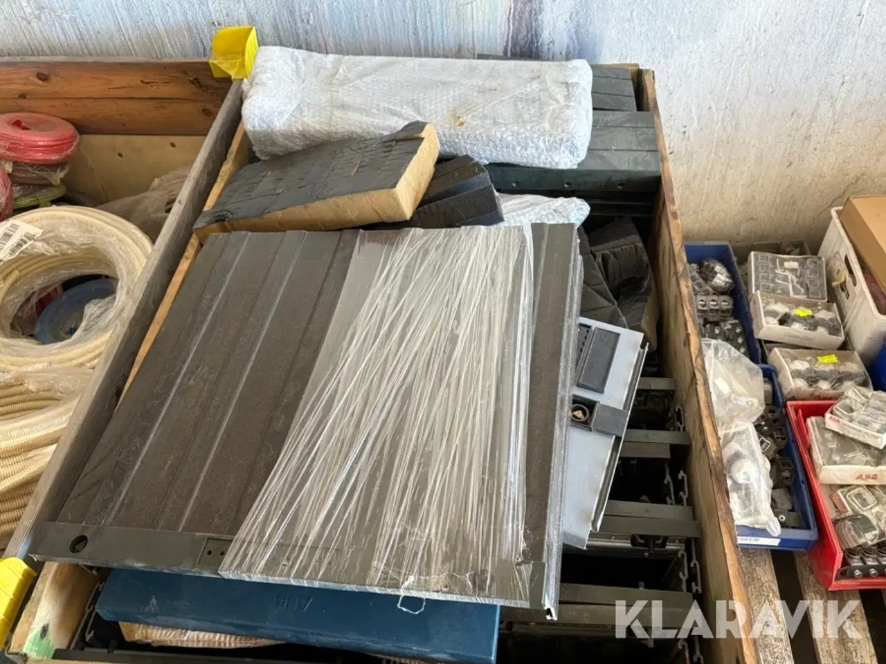 Billede 11 - Elmaterialer blandet lot, 2 paller