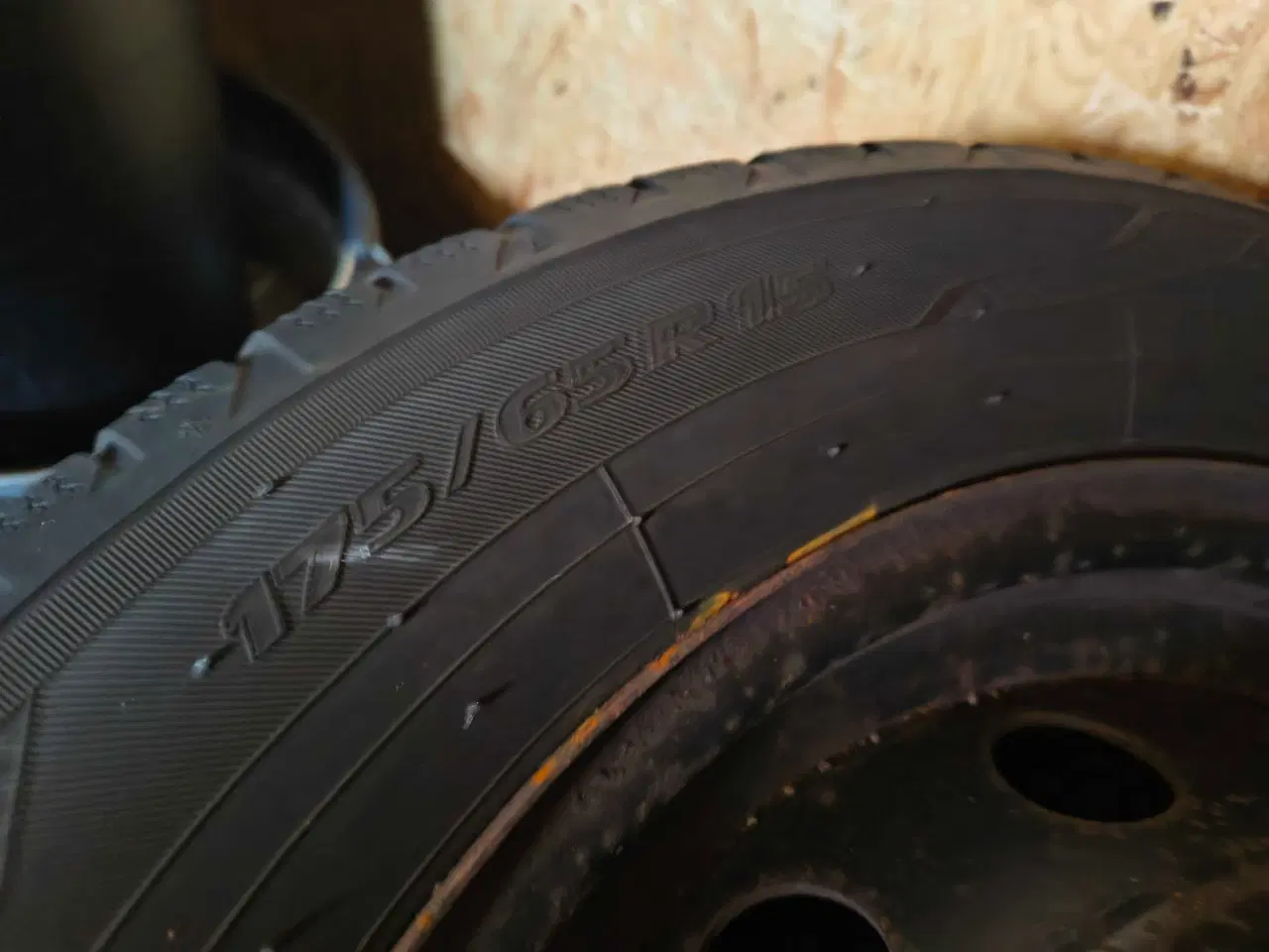 Billede 3 - Vinterdæk på stålfælge