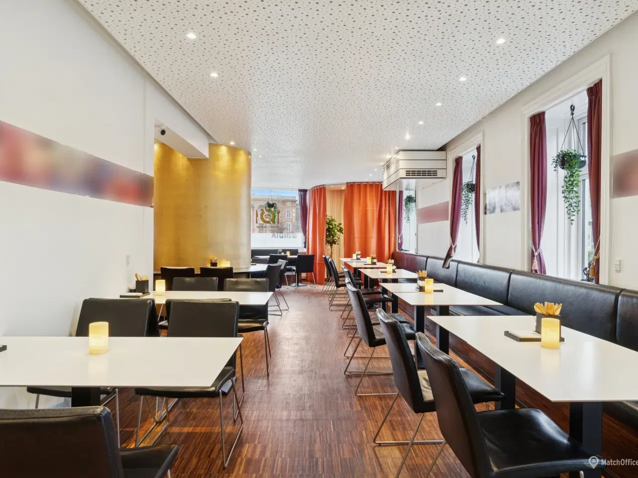 Billede 2 - Velkendt indisk restaurant til afståelse