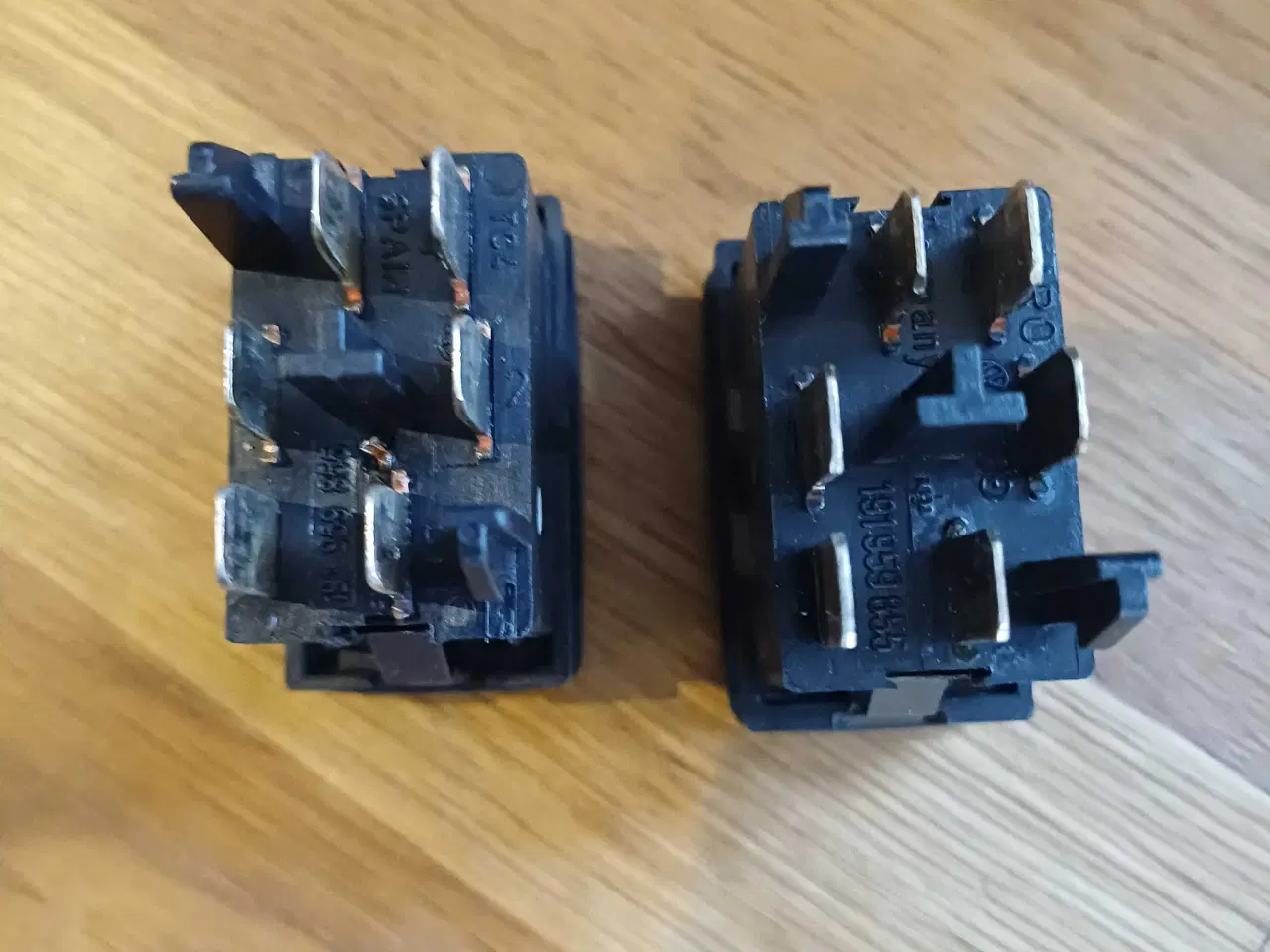 Billede 2 - Rudehejs kontakt 