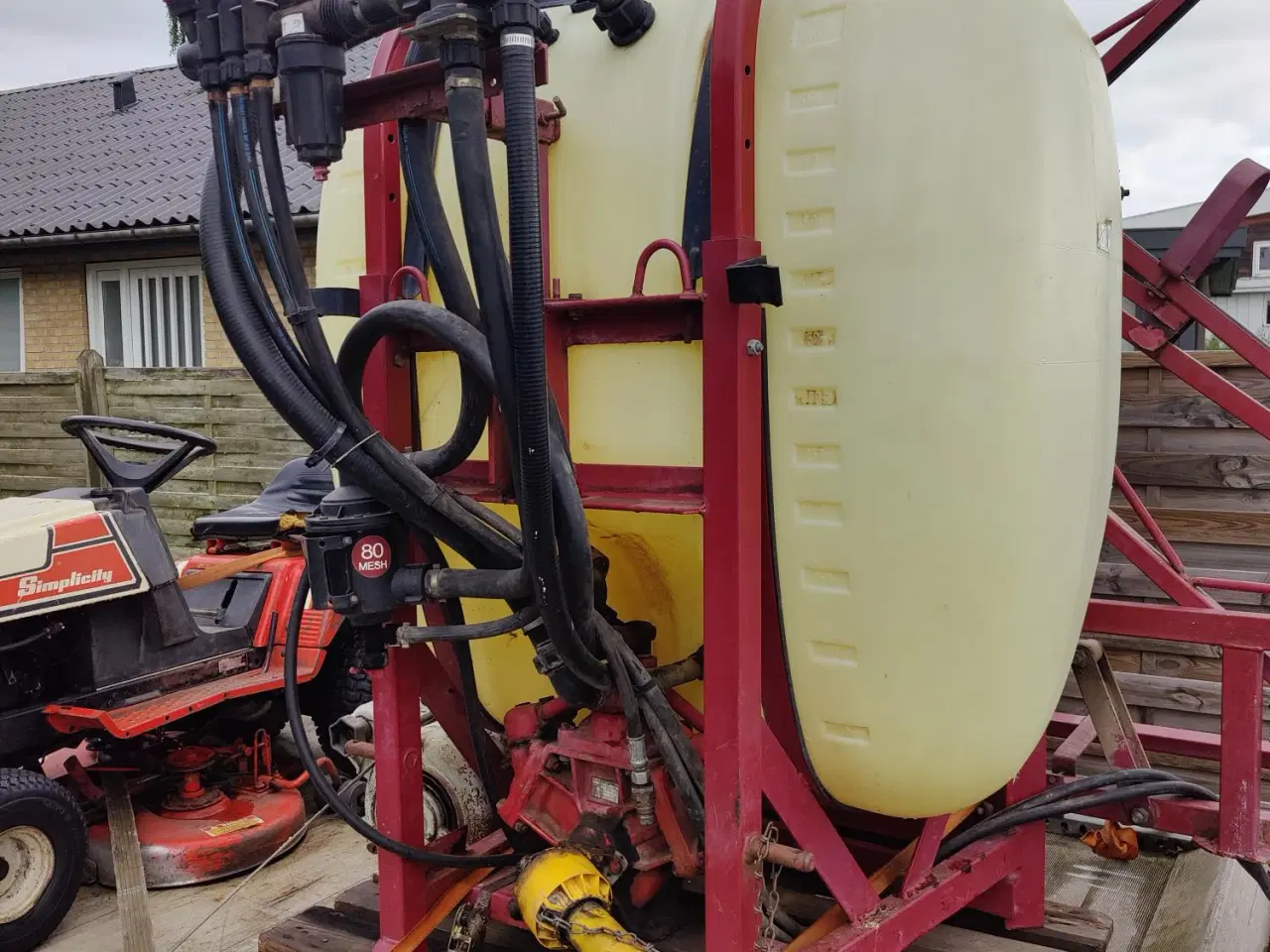 Billede 1 - Hardi sprøjte med hydraulisk bom