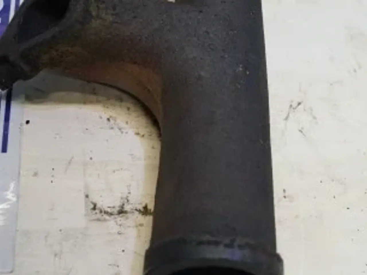 Billede 3 - Ford 2713E Udstødning 2702E9430A