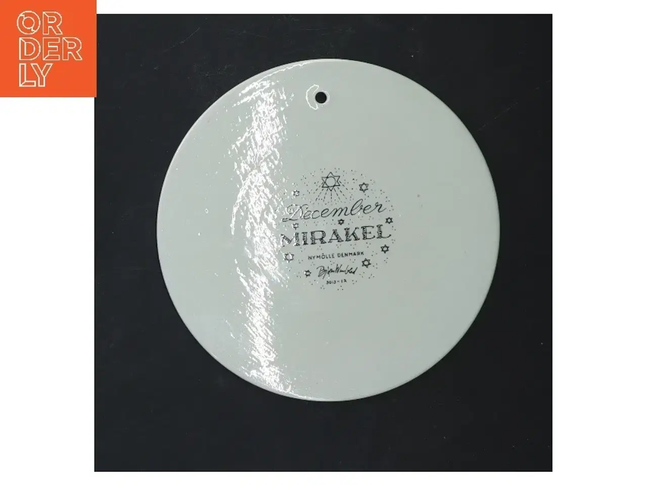 Billede 3 - Juleplatte 'December Mirakel' fra Bjørn Wiinblad (str. Ø 15 cm)