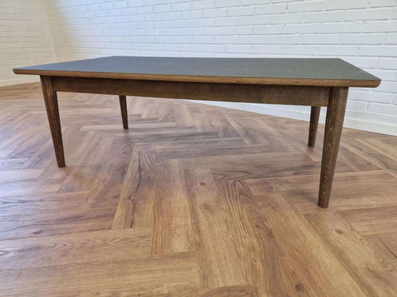 Billede 2 - Nyt stort sofabord med stone look laminat 