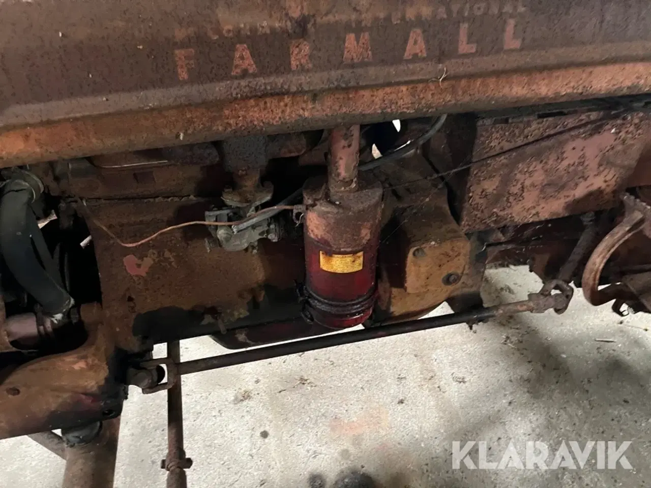 Billede 8 - Veterantraktor Farmall FU235