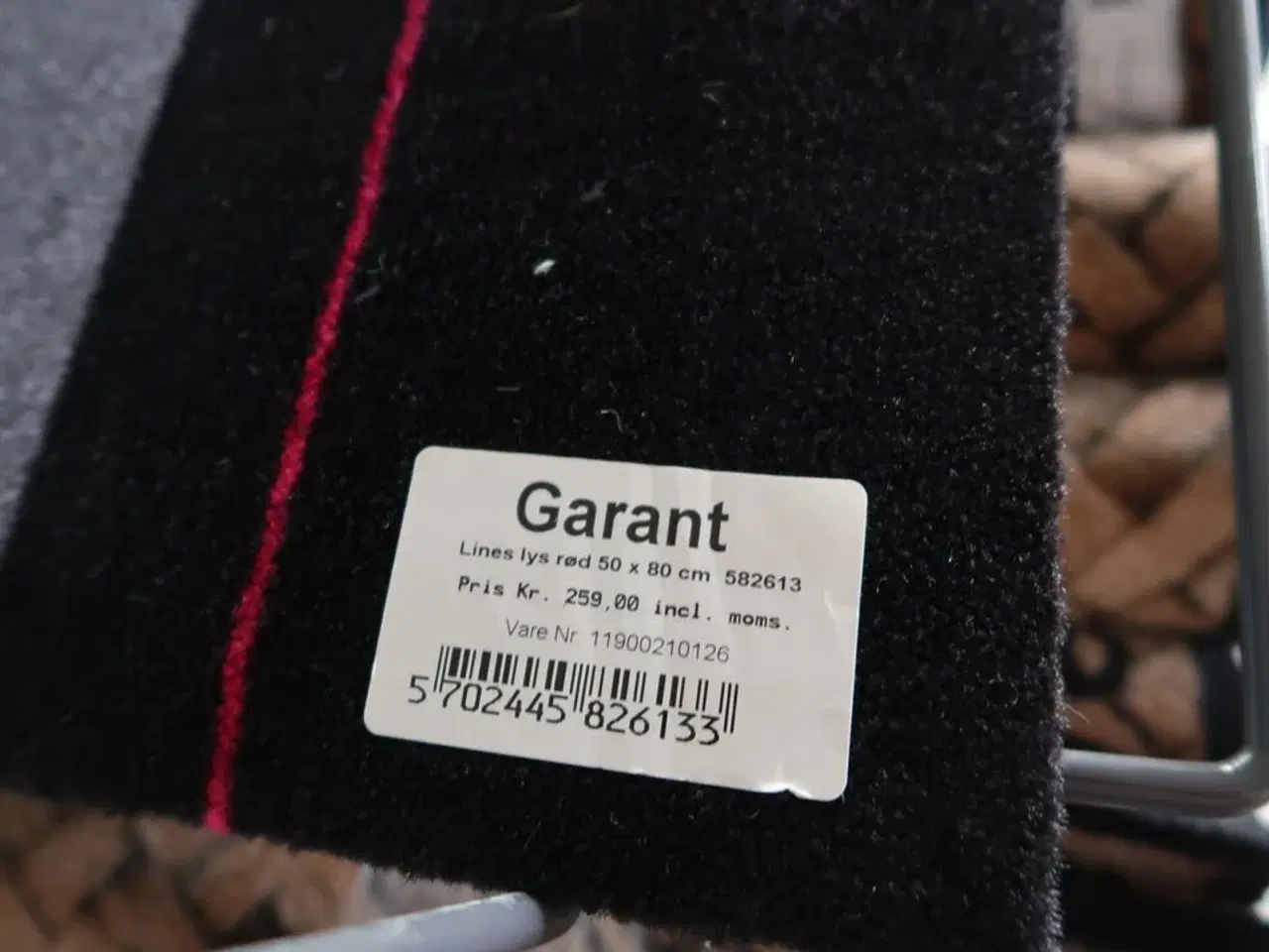 Billede 2 - Hylde med dørmåtter