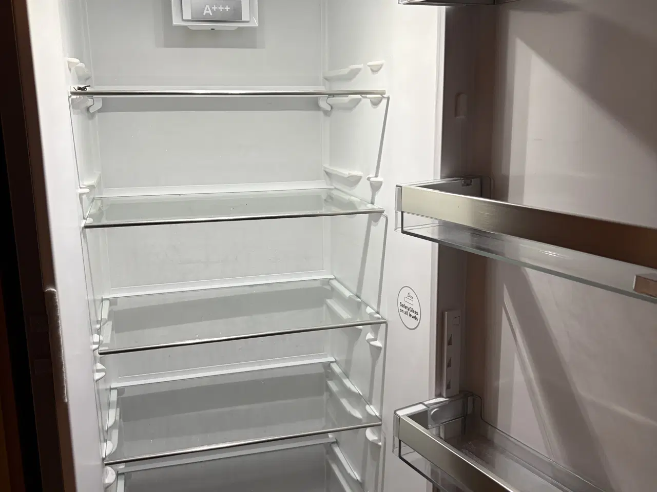 Billede 2 - Stort lækkert køleskab. 