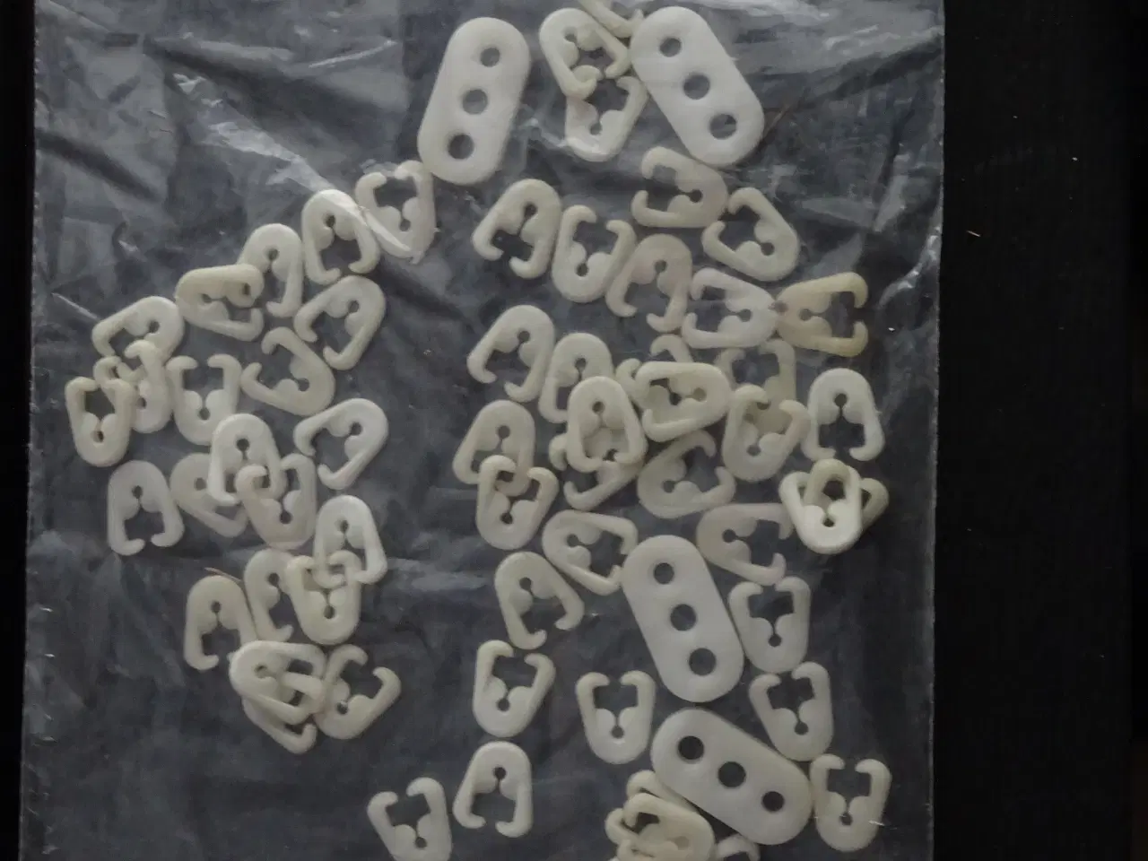 Billede 5 - MKP ,veteran campingvogn ny gardin holder og stop