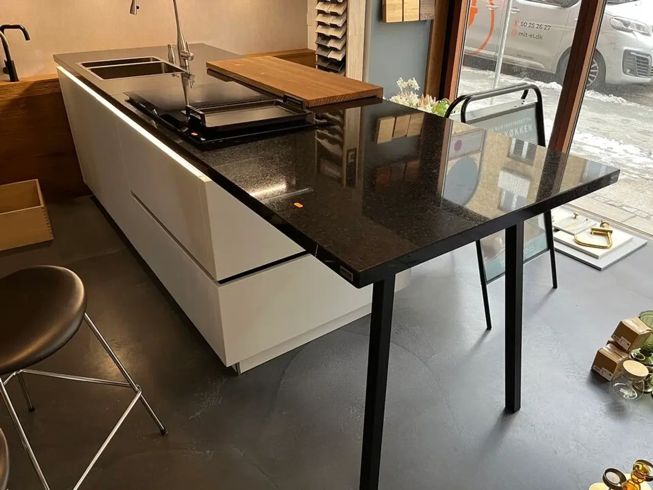 Billede 1 - Køkken uden kogeplade HÄCKER