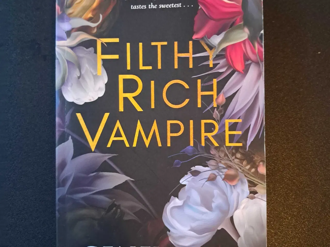Billede 1 - "Filthy rich vampire" af Geneva Lee