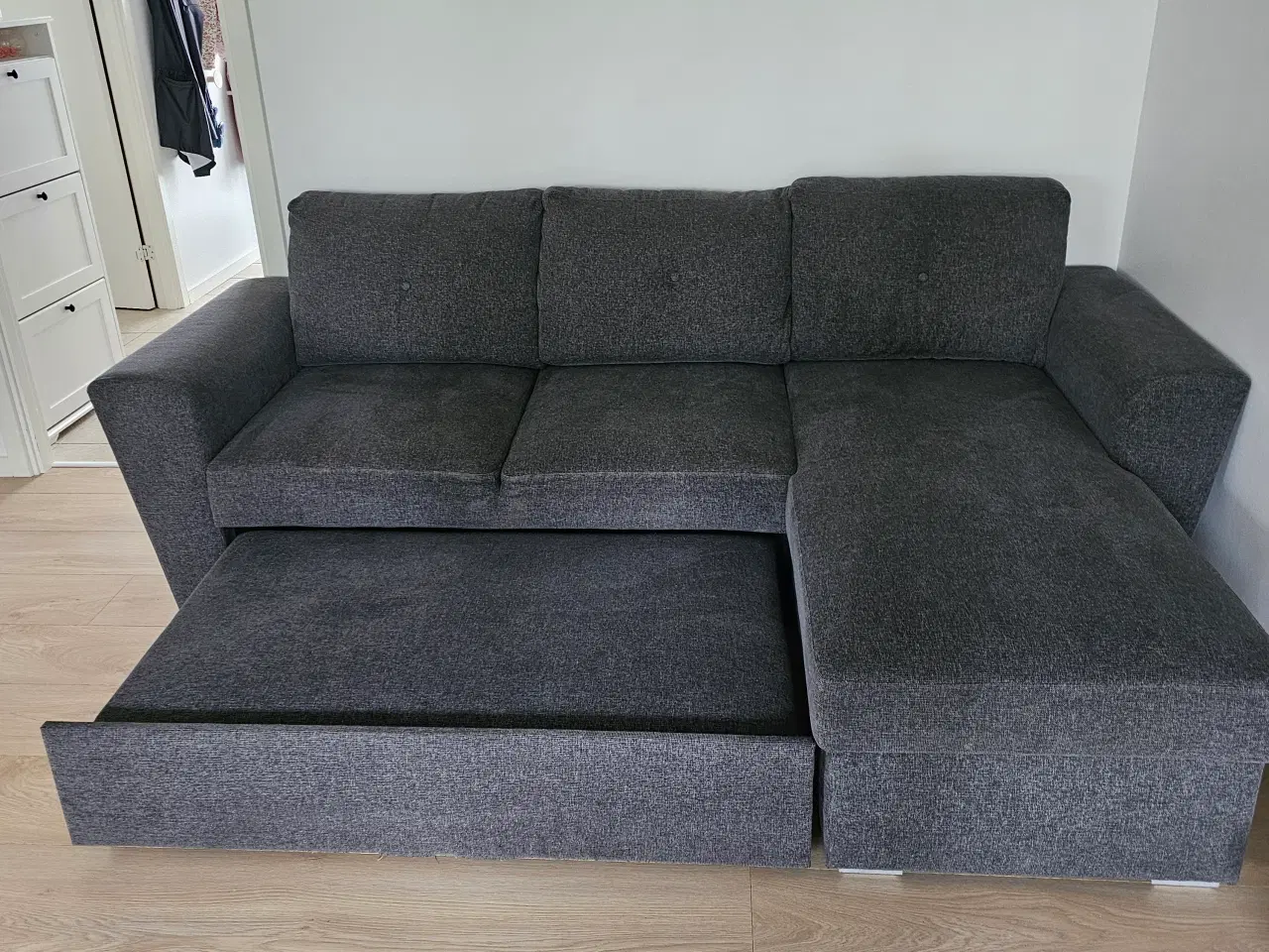 Billede 2 - Sovesofa med opbevarings plads 