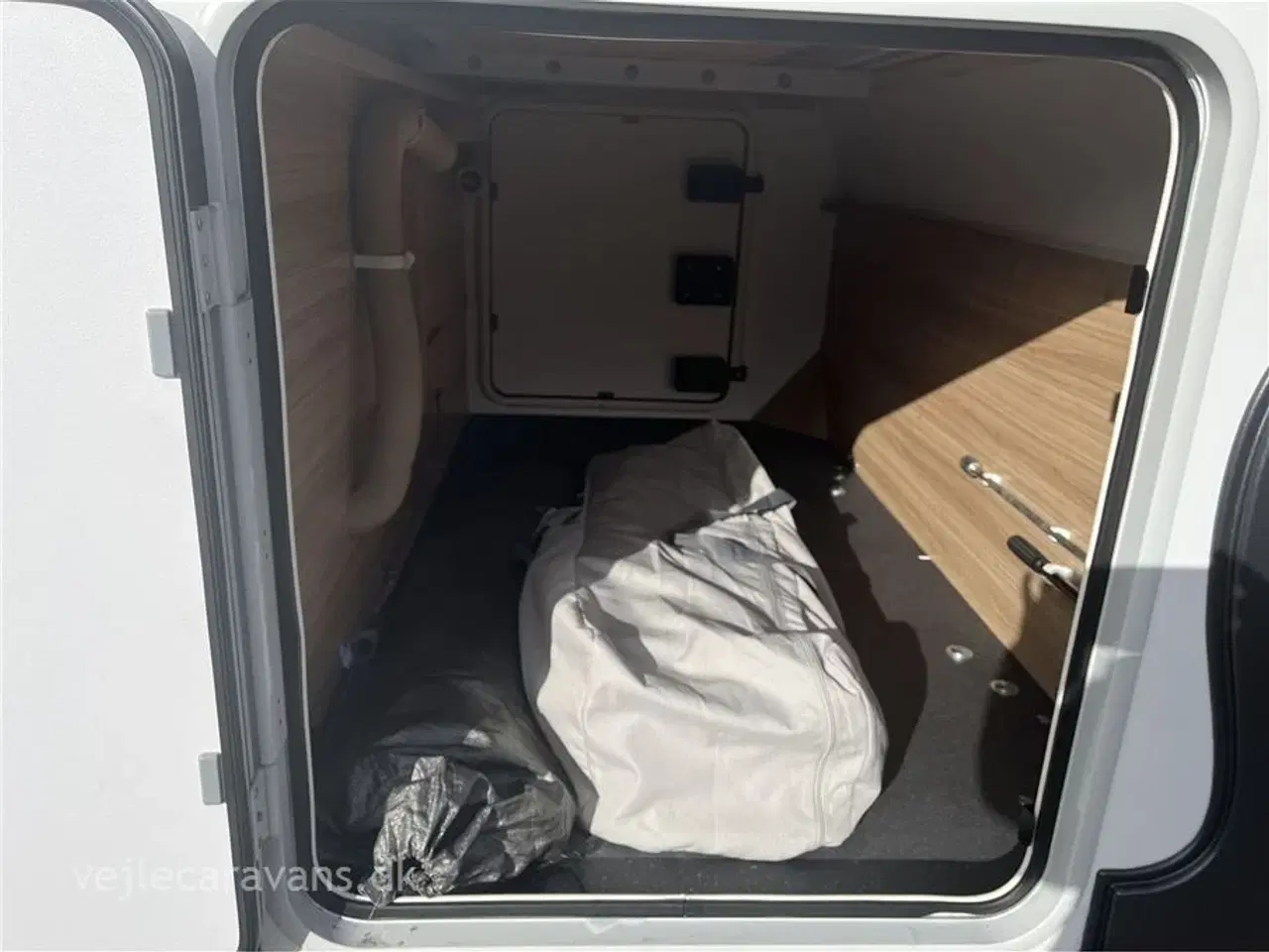 Billede 5 - 2025 - Adria Action 391 PH