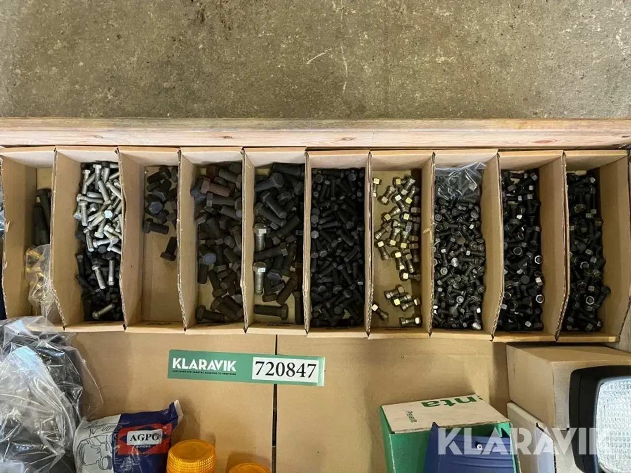 Billede 7 - Blandet lot bolte , lygter og remme