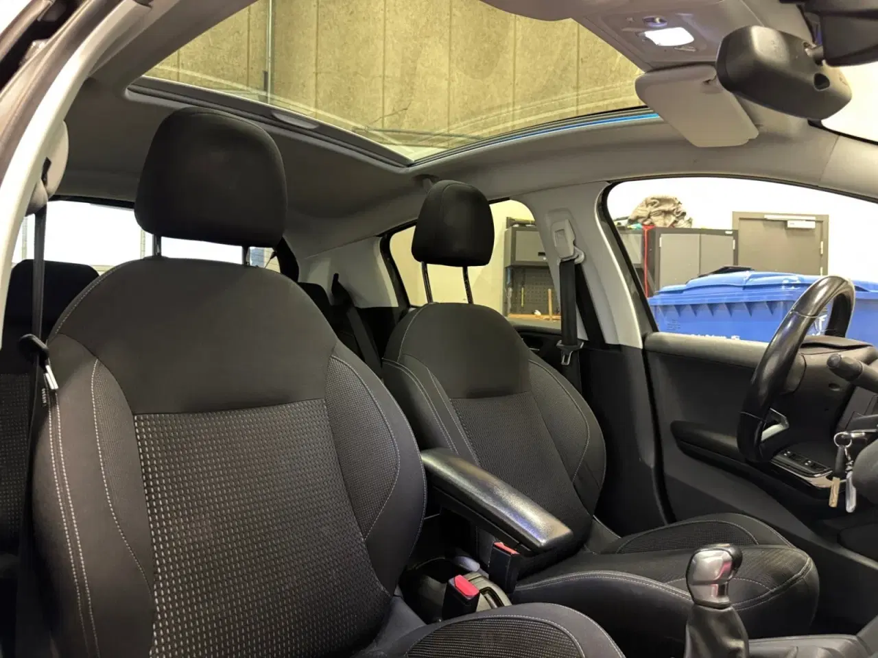 Billede 17 - Peugeot 208 1,6 BlueHDi 100 Allure Sky