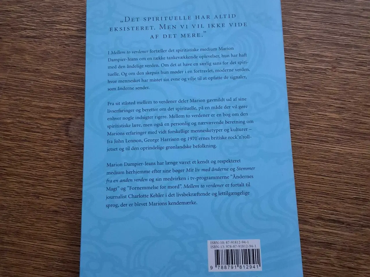 Billede 2 - MELLEM TO VERDENER. af Marion Dampier-Jeans 