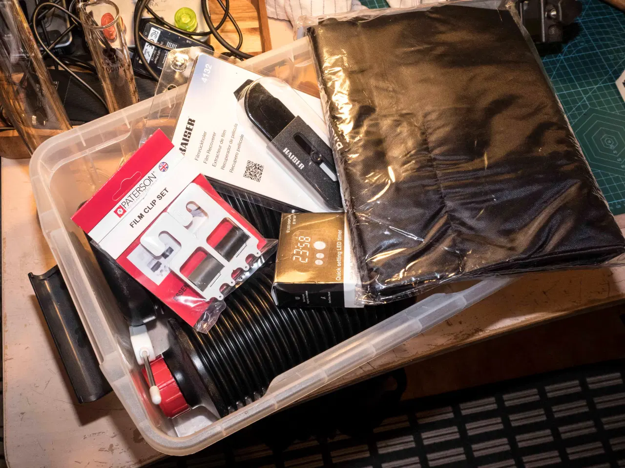 Billede 2 - Foto-Fremkalder kasse. Mørkekammerpost(67x75cm )..