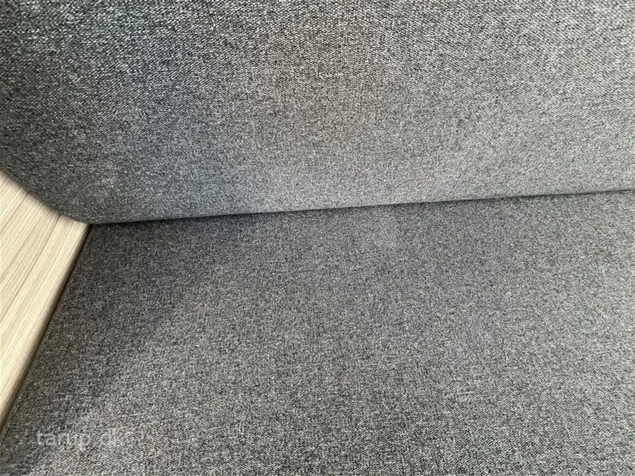 Billede 6 - 2026 - Adria Altea 362 LH   Enkeltsenge m/udtræk, rundsidde-gruppe, panorama vindue, el-gulv-varme, TV-holder,  stort 142 l. køleskab/ fryser