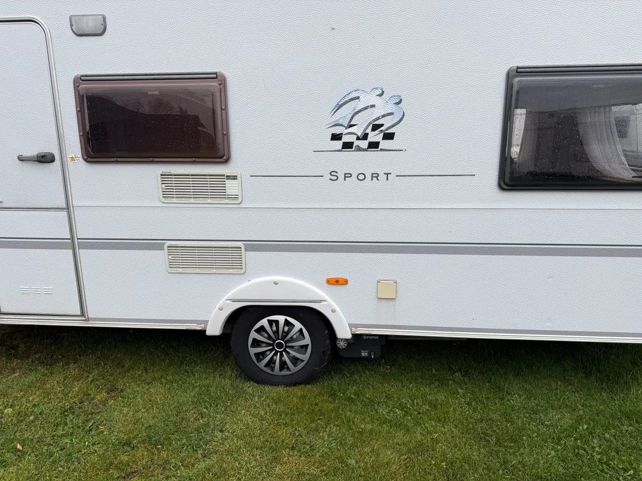 Billede 2 - 2005 Knaus sport 500. Køje