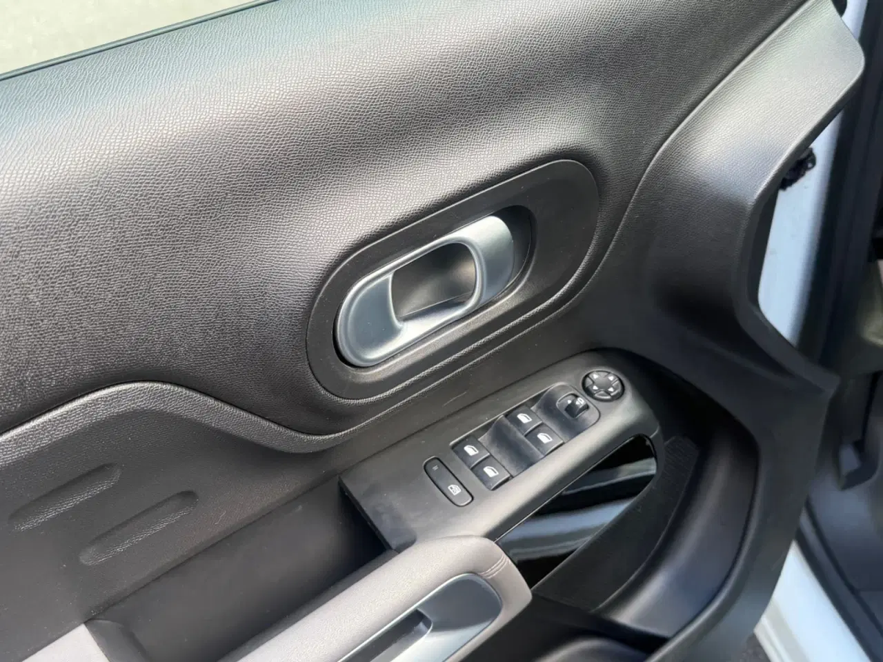 Billede 24 - Citroën C5 Aircross 1,6 Hybrid Shine Sport EAT8