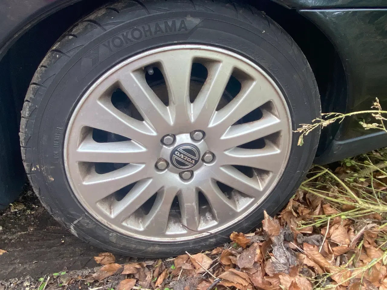 Billede 12 - Volvo 17” alu med sommerdæk