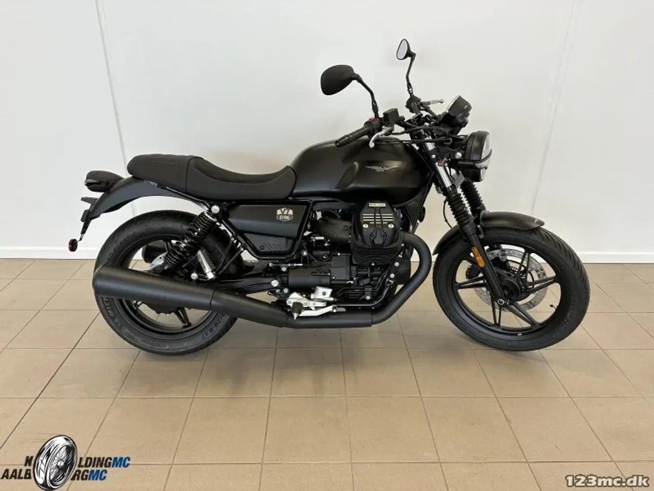 Billede 1 - Moto Guzzi V7 Stone Aalborg MC