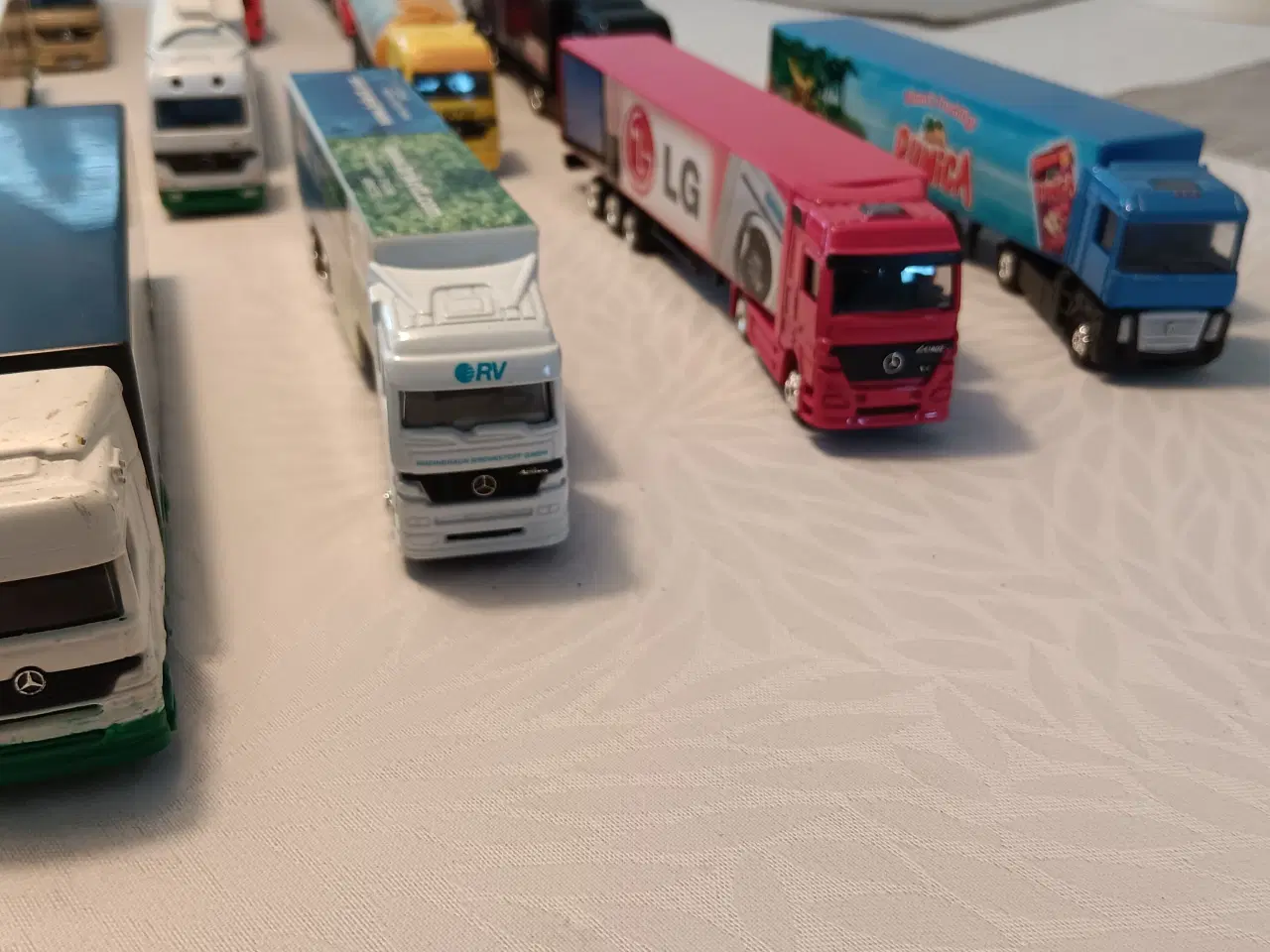 Billede 4 - Lastbiler i mange forskellige udgaver