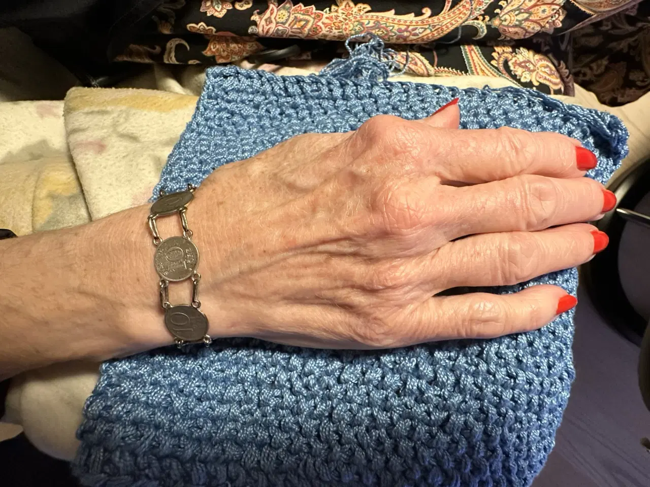 Billede 6 - Unikt sølv armbånd med gamle svenske 10 øres mønte