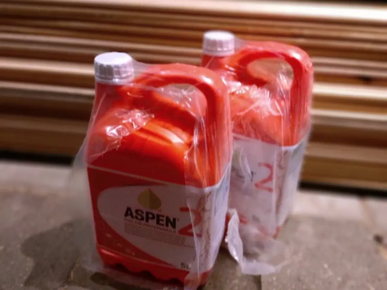 Billede 1 - Aspen 2 alkylatbenzin, 2-takt