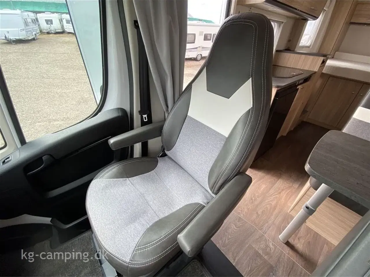 Billede 12 - 2021 - Citroen Sunlight   Velholdt autocamper med fritstående dobbeltseng