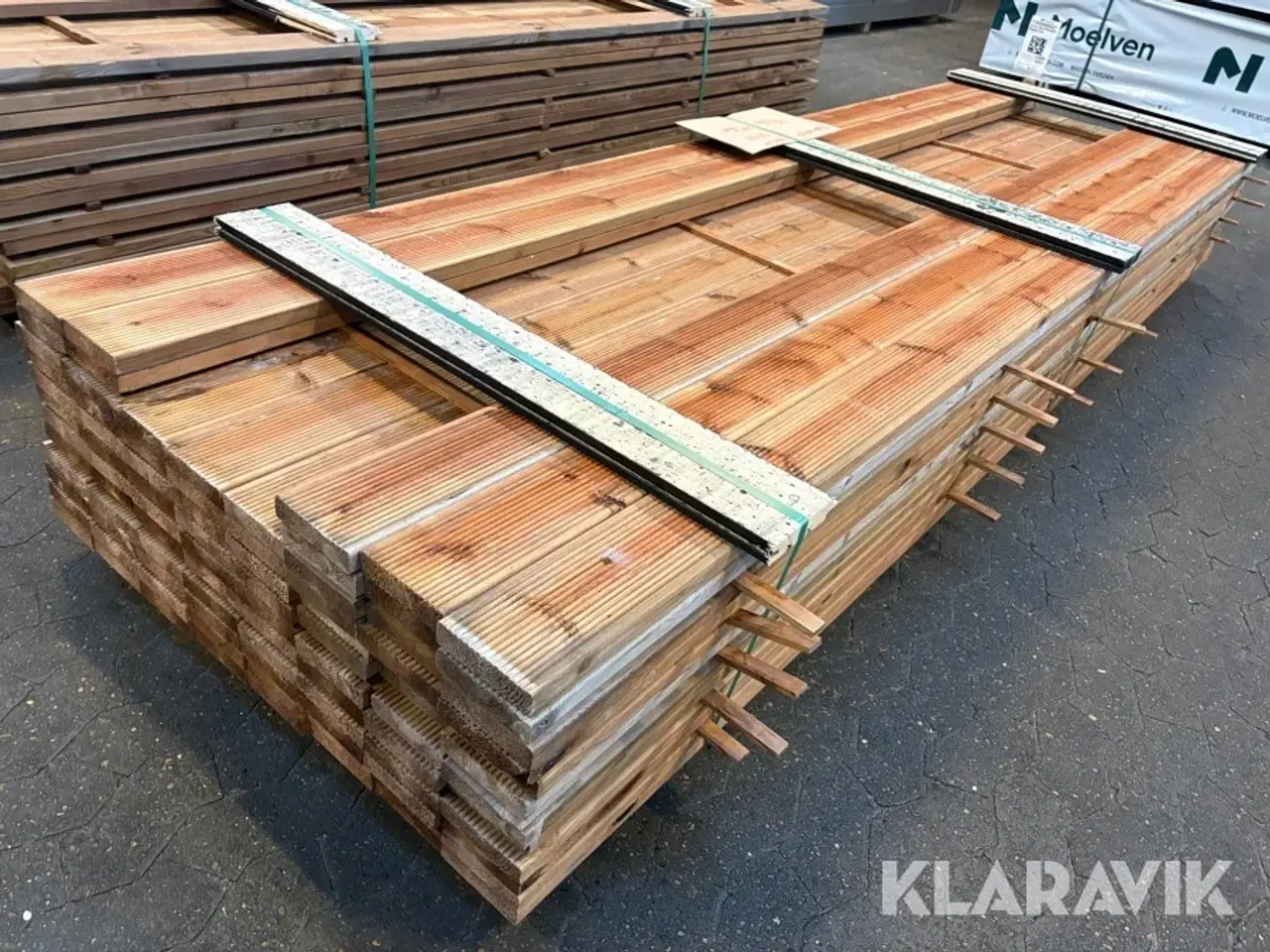 Billede 4 - Terrassebrædder brun imprægneret 90 styk