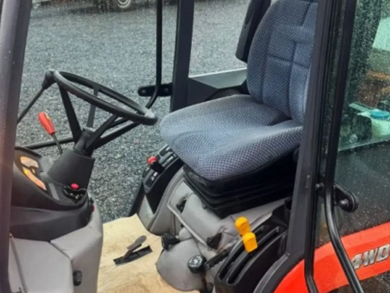 Billede 7 - Kubota B2650 HST / med vinterudstyr & lave timer