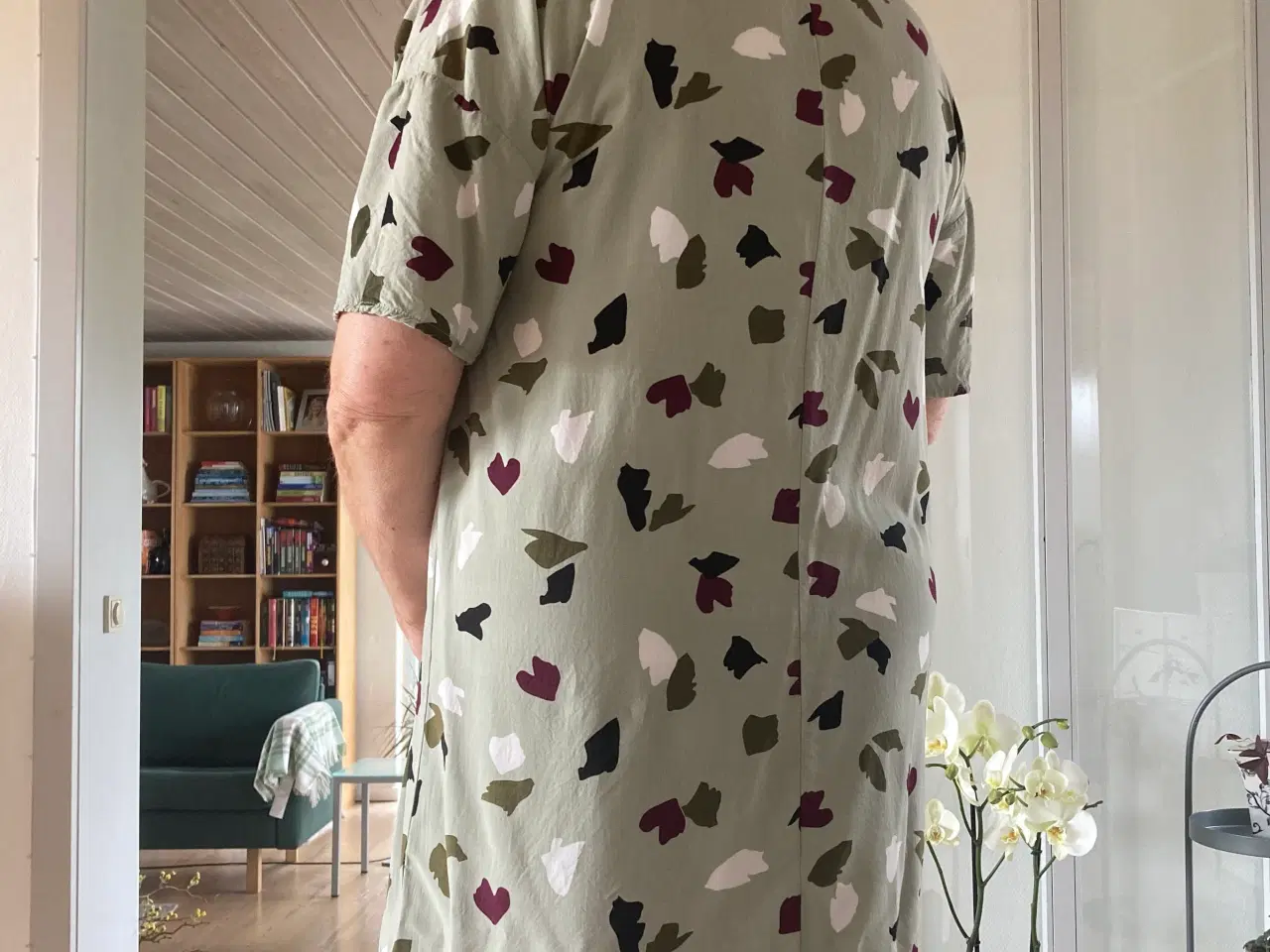 Billede 3 - Multifarvet hverdagskjole / tunika str XL