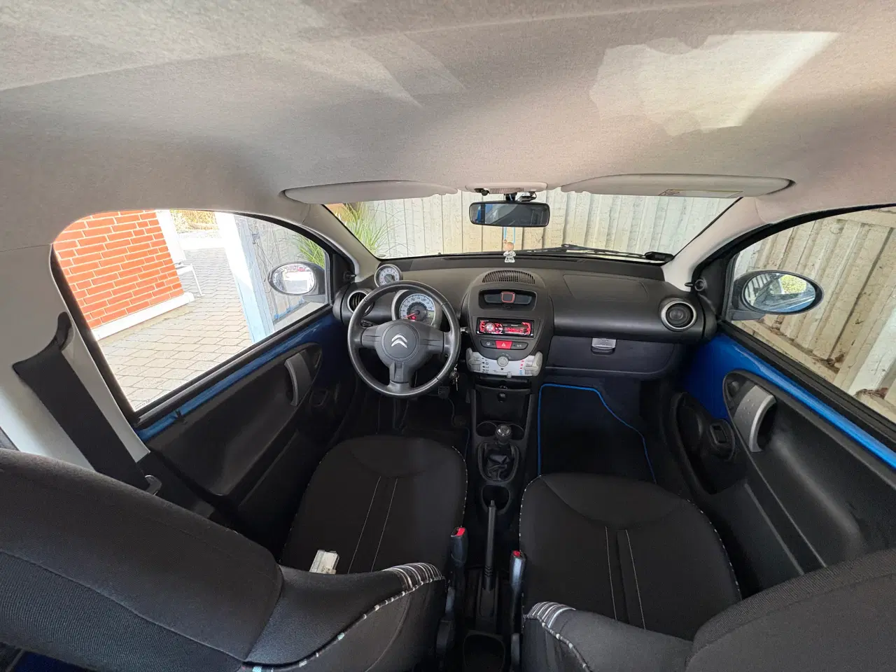 Billede 5 - Fin lille begynder bil