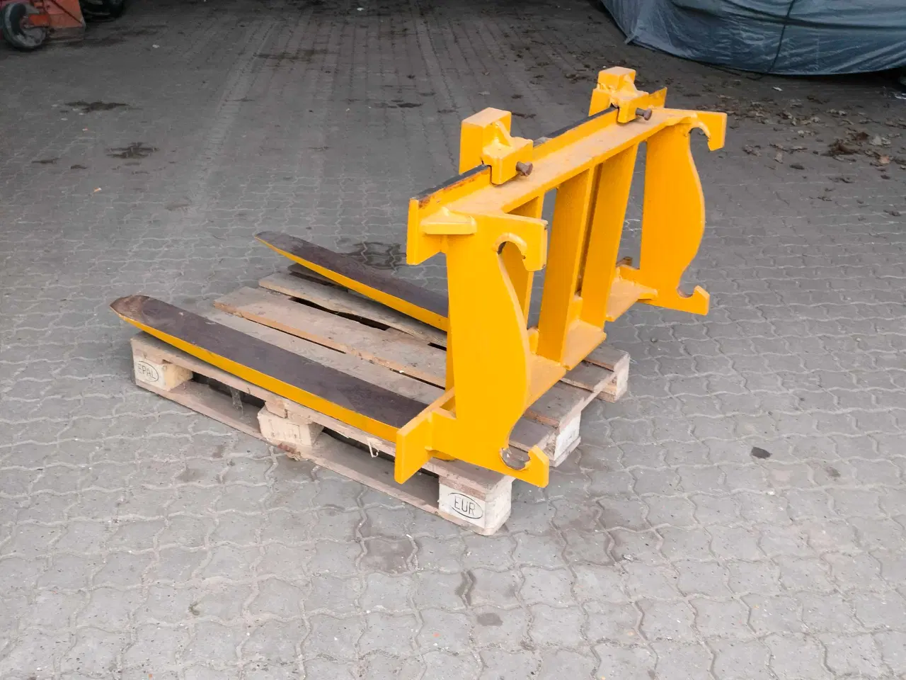 Billede 4 - Hydrema frontskovl og pallegafler