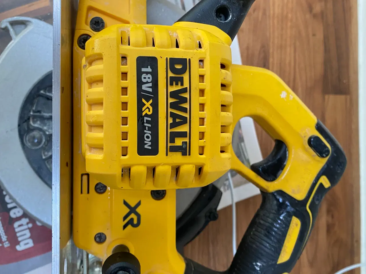 Billede 2 - DeWalt akku rundsav DSC570 - næsten ikke brugt