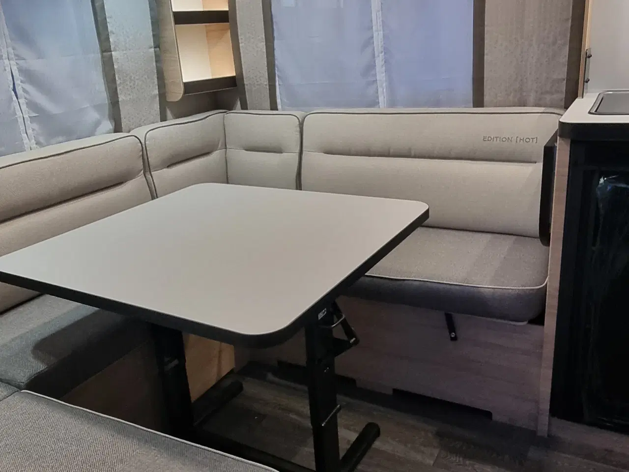 Billede 2 - Weinsberg CaraOne 450 FU EDITION HOT 2026.