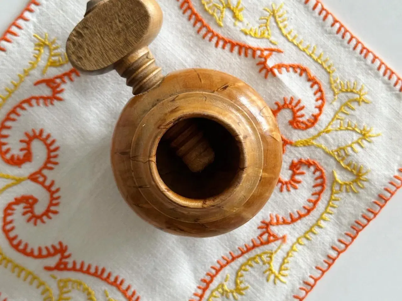 Billede 2 - Gammel nøddeknækker