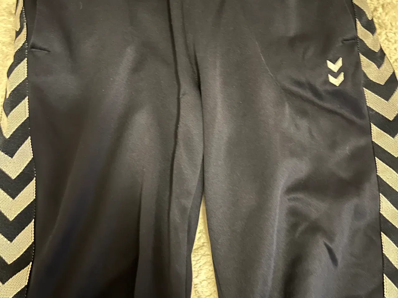 Billede 3 - Joggingbukser fra Hummel 