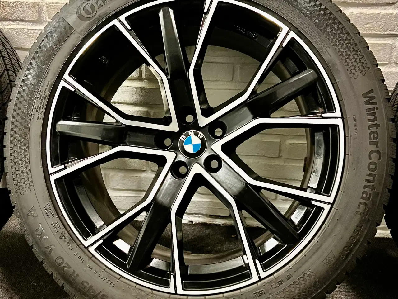 Billede 1 - 20” BMW X5 fælge med vinterdæk