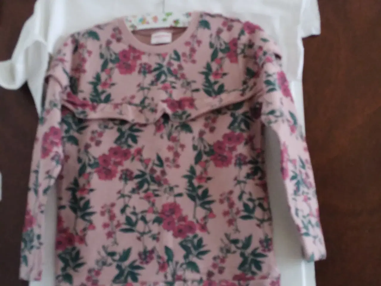 Billede 7 - børnetøj str 120 - 134 meget er nyt