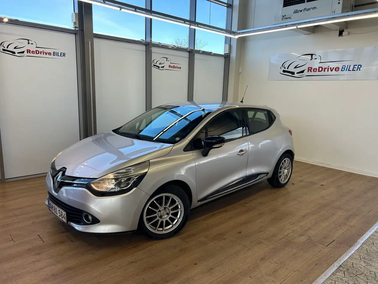 Billede 2 - Renault Clio 1,2 16V Expression 75HK 5d