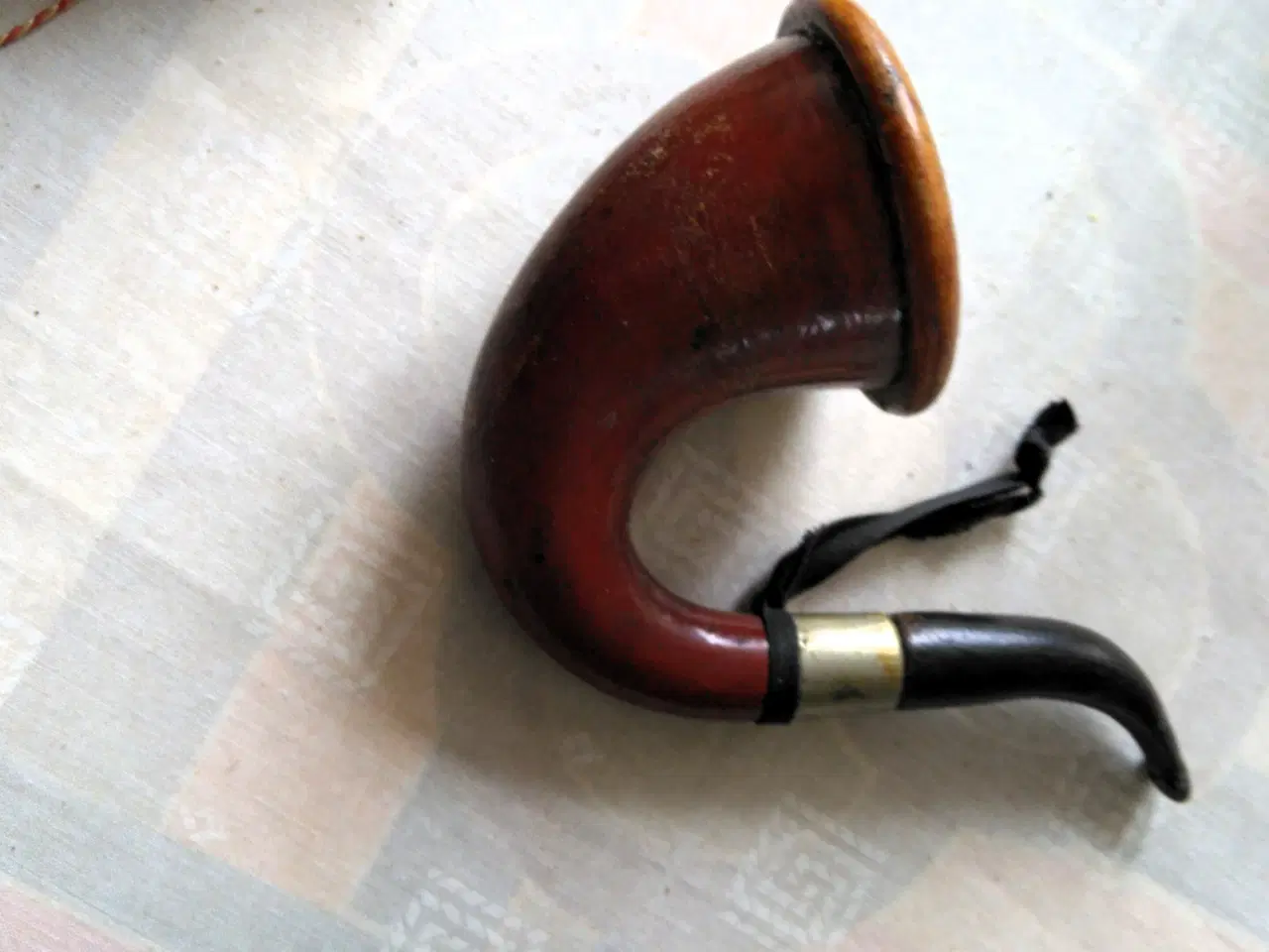 Billede 4 - 2 flotte gamle piber og 1 kohorn 