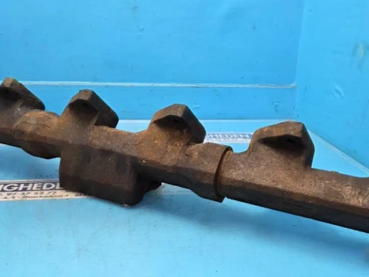 Billede 8 - John Deere 6125HZ001 Udstødningsmanifold R116838