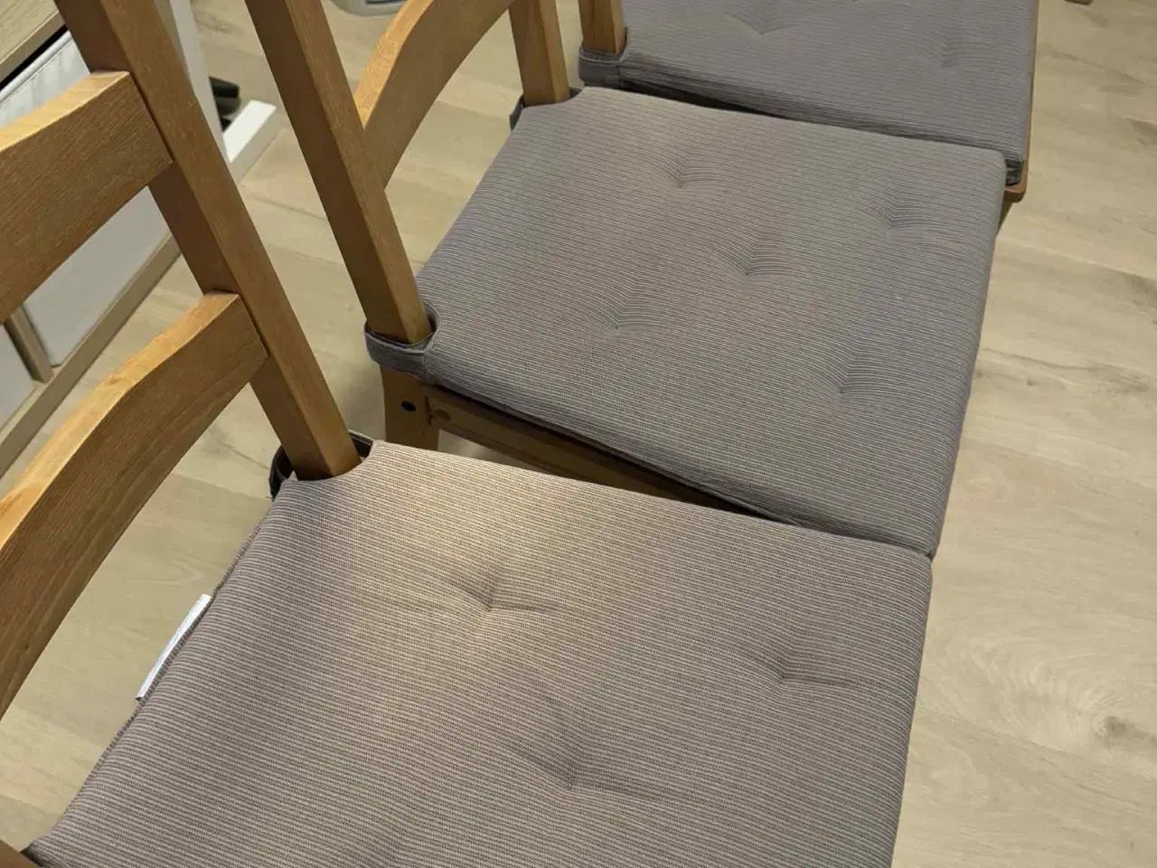 Billede 2 - Spisebordsstole 4.stk