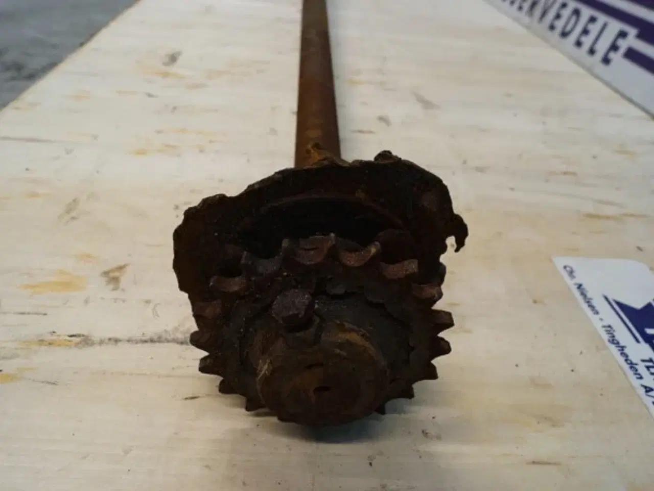 Billede 3 - Dronningborg D4500 Aksel med remskive