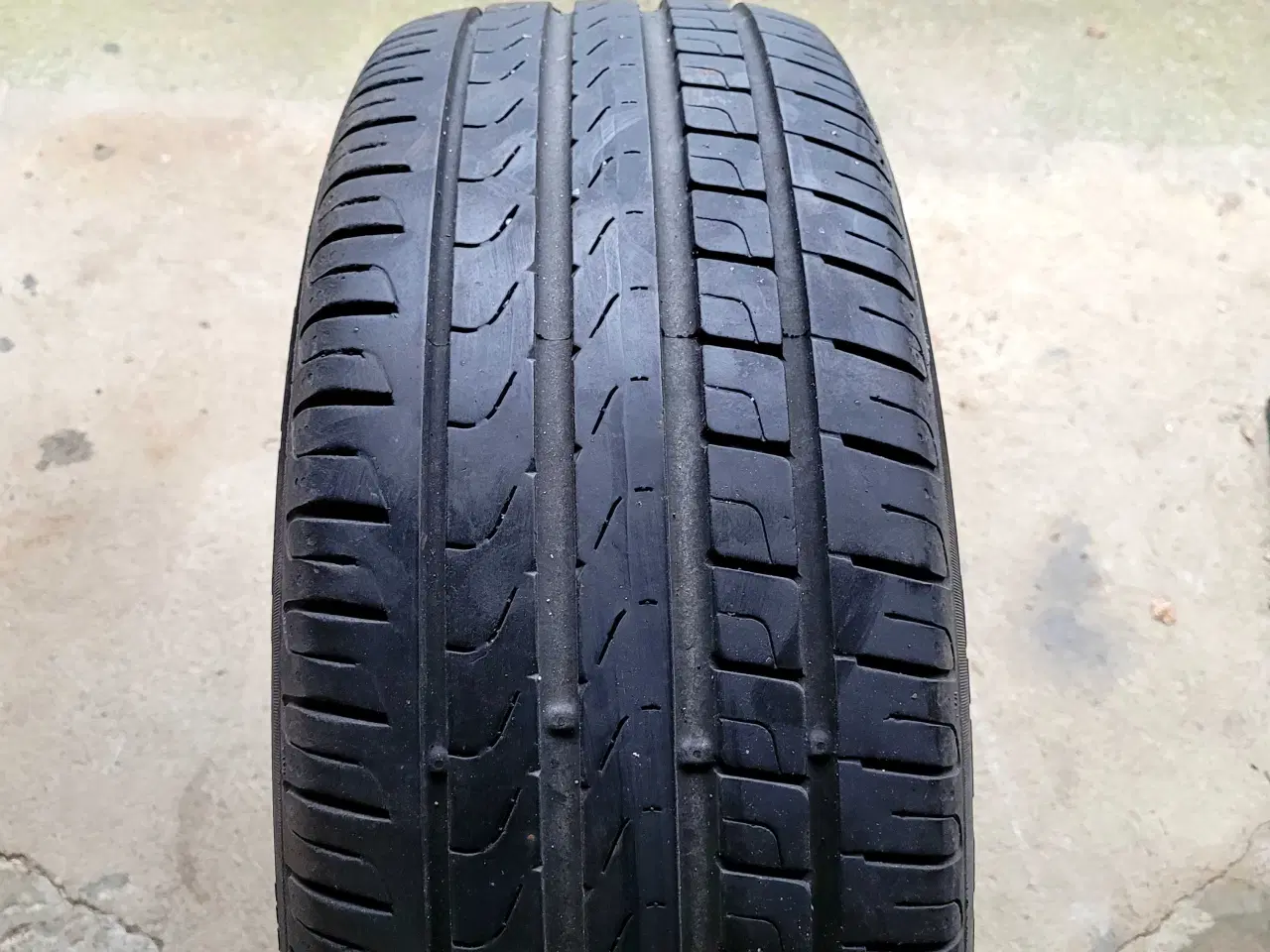 Billede 2 - Sælges: 4 stk. alufælge med sommerdæk til Kia Ceed