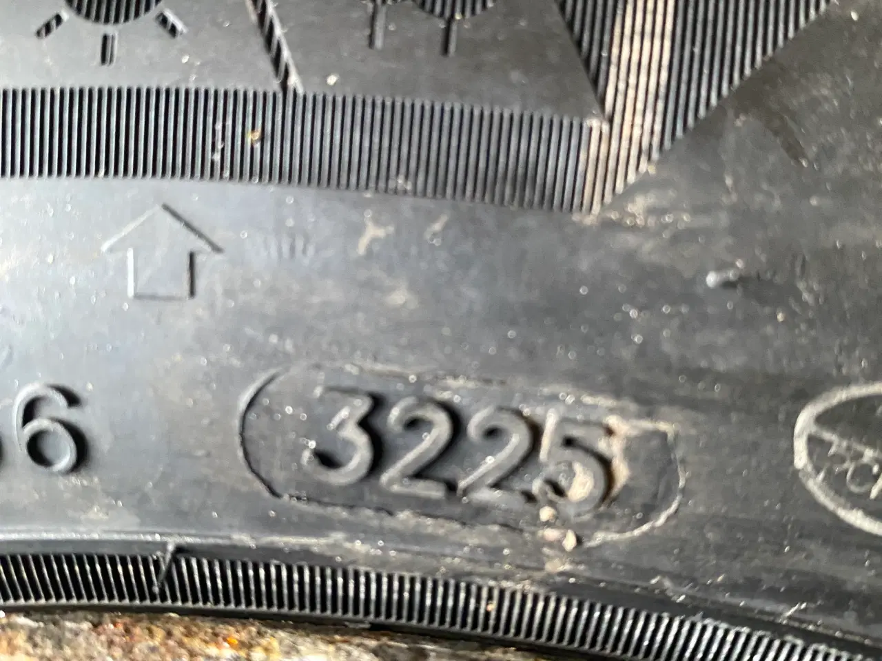 Billede 6 - Nye helårsdæk på brugt fælg